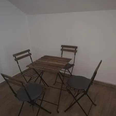Pusztai Apartmanhaz 아파트 시오포크